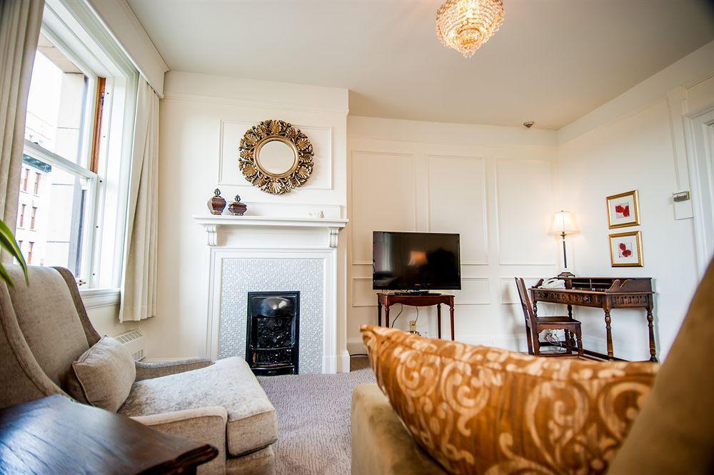 Hotel The At The Union Club Of British Columbia 4*