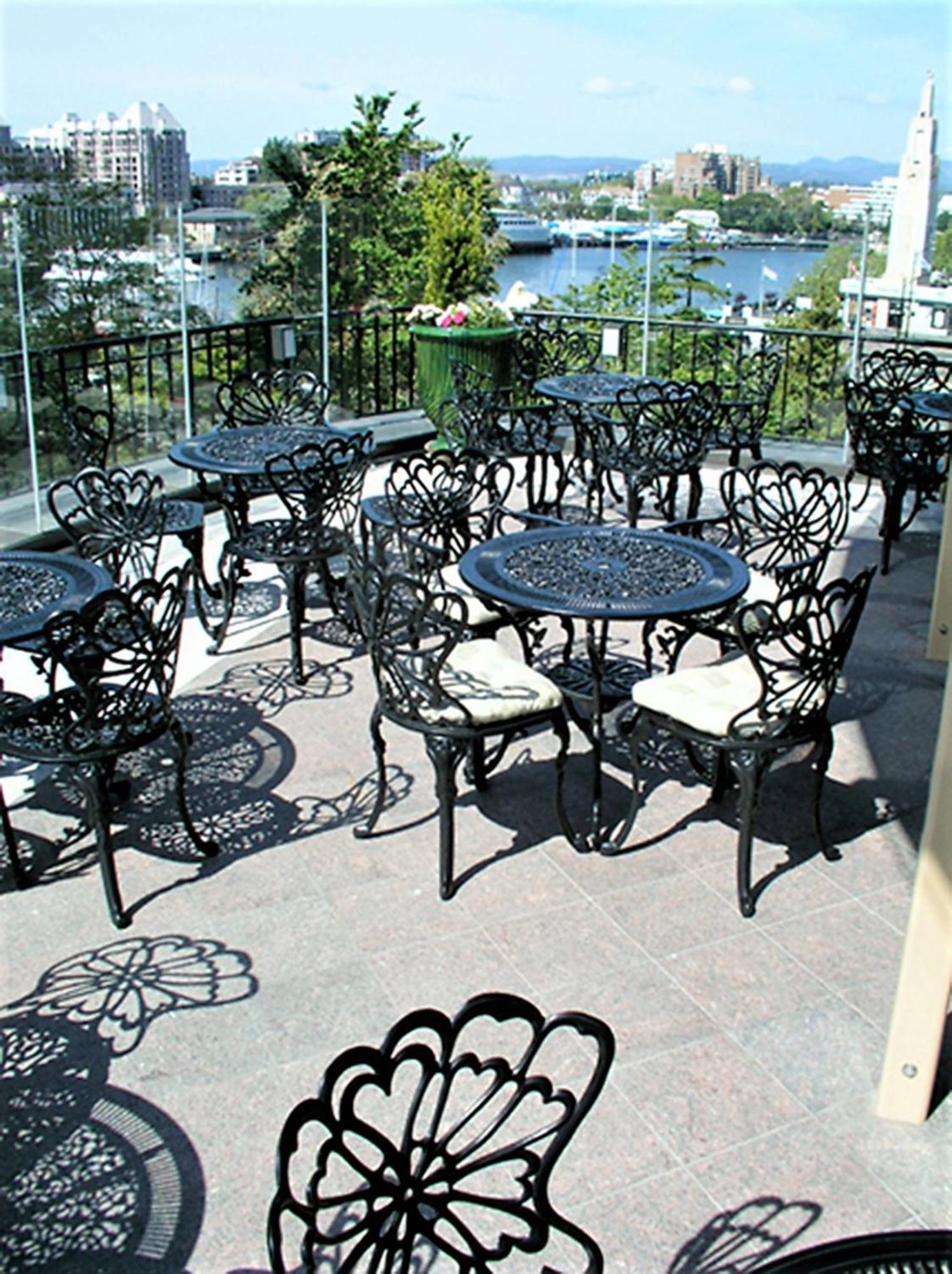 The At The Union Club Of British Columbia Hotel Victoria